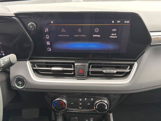 Used 2026 Chevrolet TrailBlazer LT AWD/4WD image 23