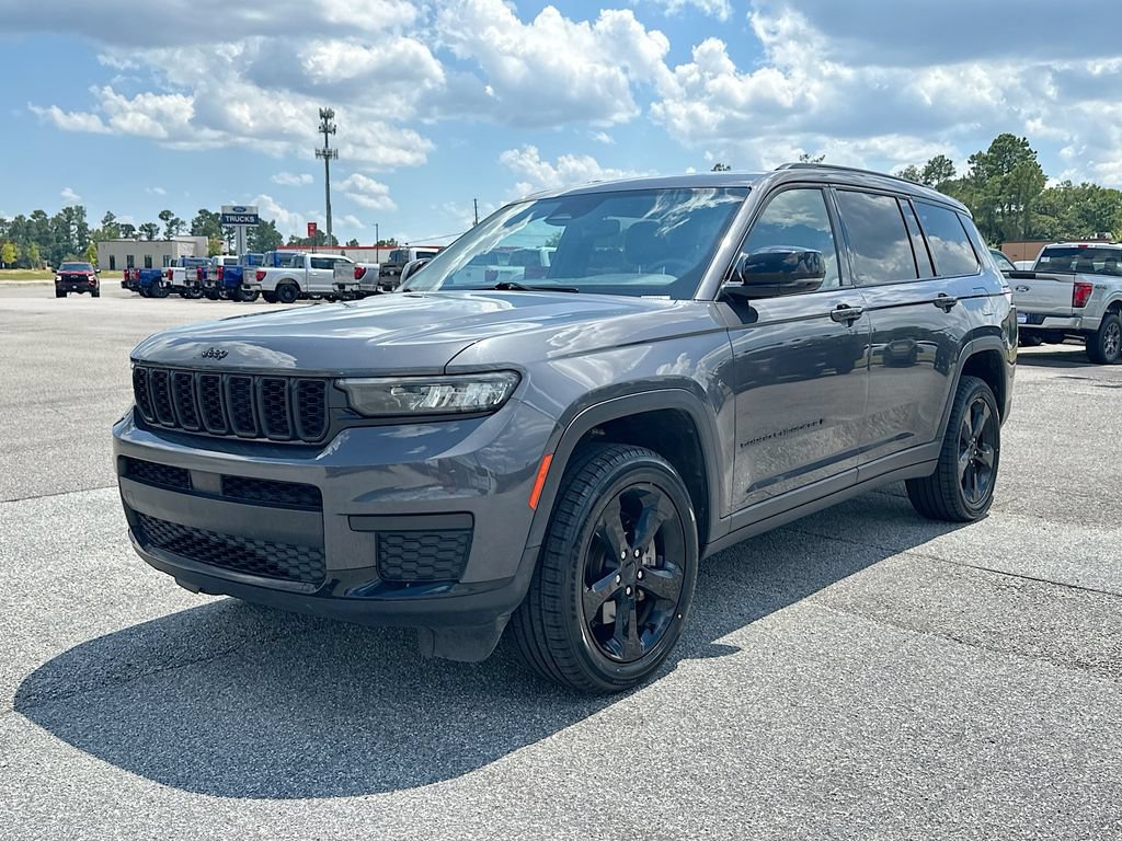 Used 2023 Jeep Grand Cherokee L Laredo