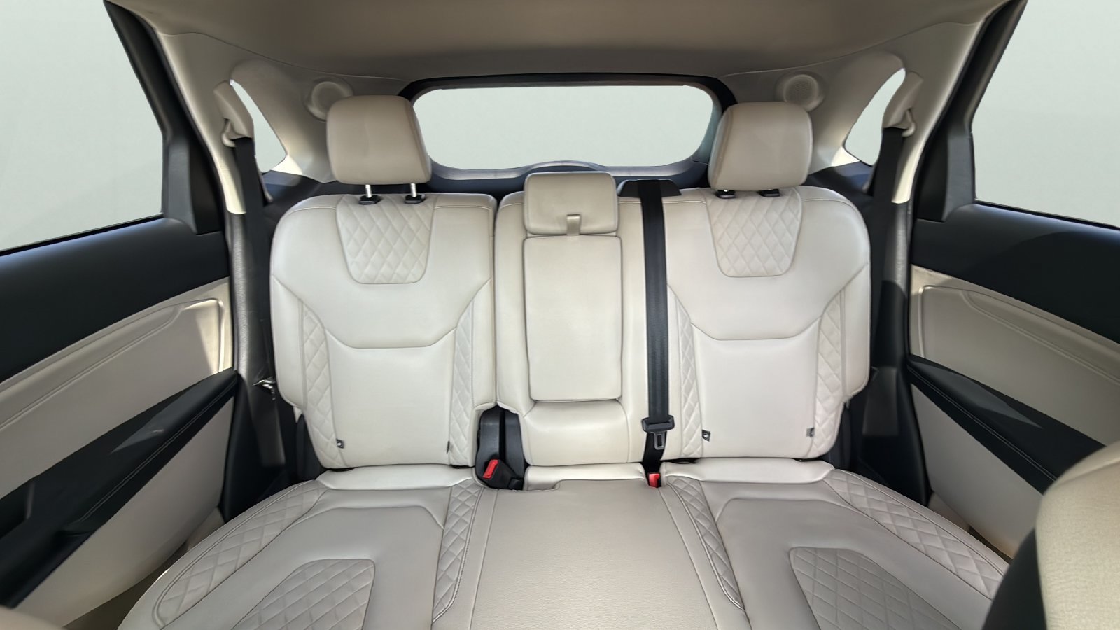 Certified 2024 Ford Edge Titanium AWD/4WD image 25