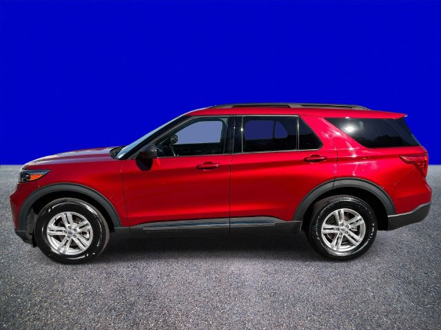 Certified 2023 Ford Explorer XLT w/ Equipment Group 202A AWD/4WD image 6