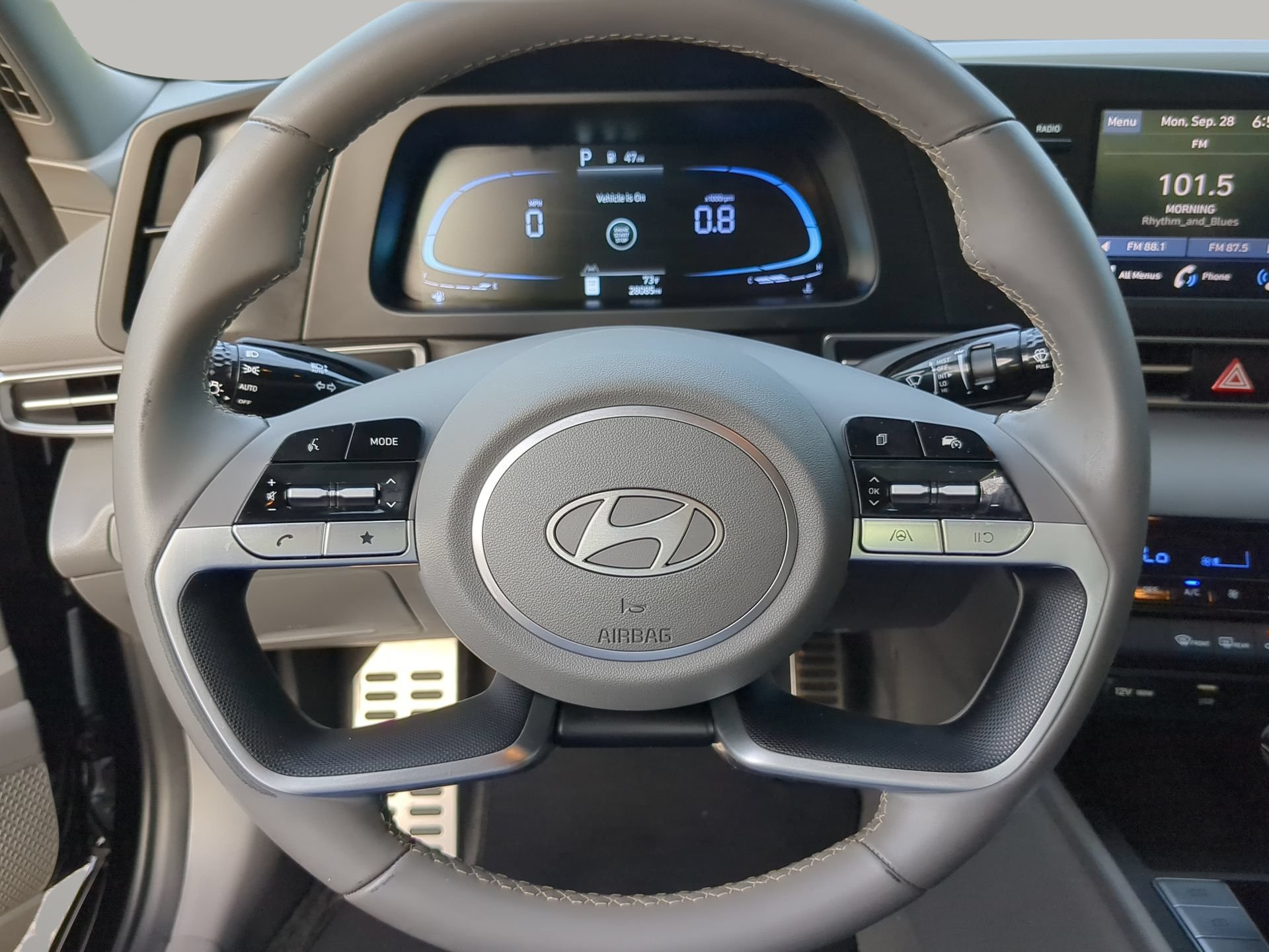 Used 2025 Hyundai Elantra Sport FWD image 63