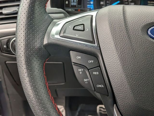 Certified 2024 Ford Edge ST-Line AWD/4WD image 16