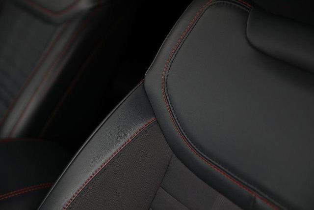 Certified 2025 Ford Explorer ST-Line image 23