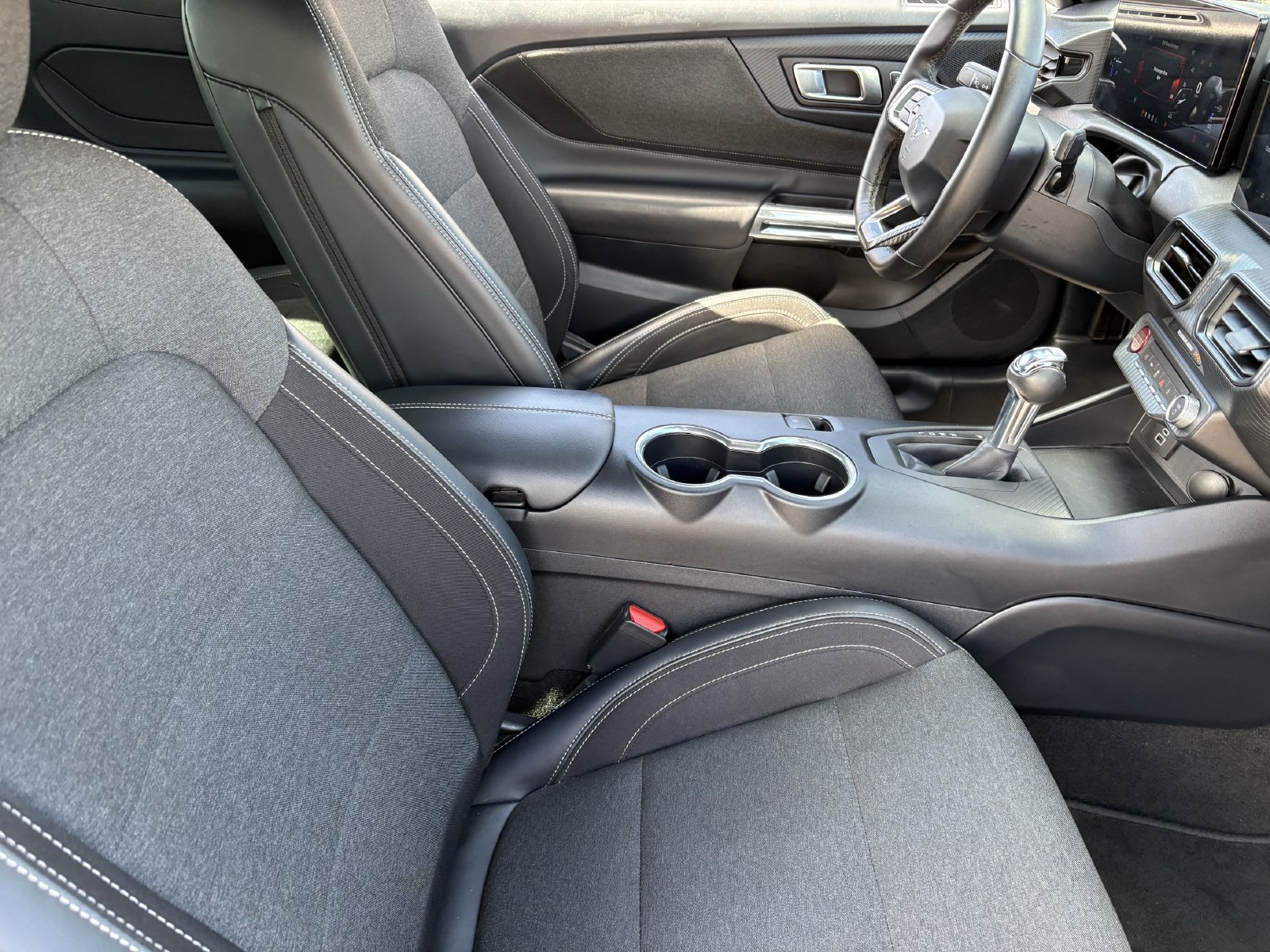 Certified 2024 Ford Mustang Coupe RWD image 13