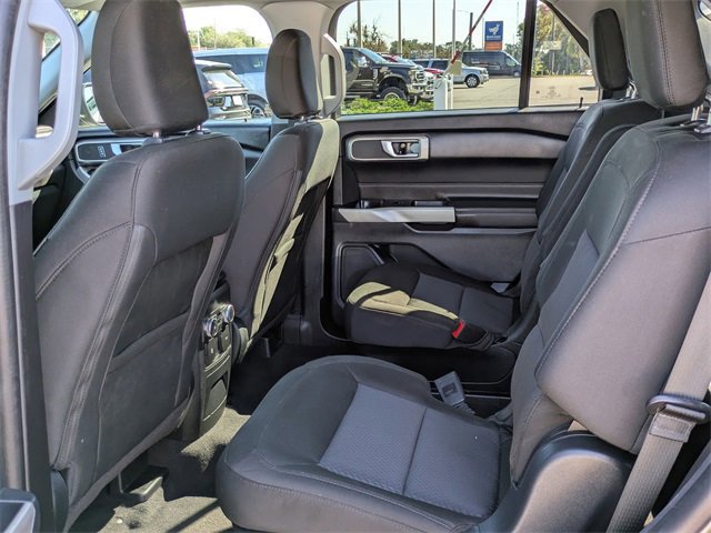 Certified 2022 Ford Explorer XLT image 13