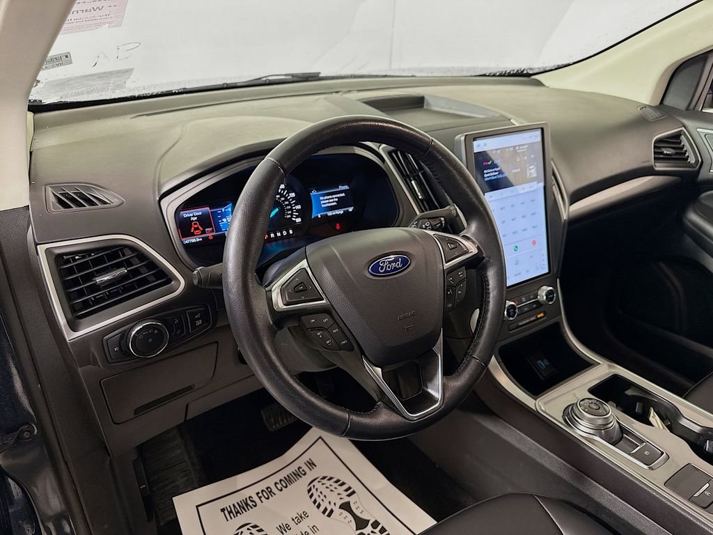 Certified 2024 Ford Edge SEL w/ Convenience Package image 9
