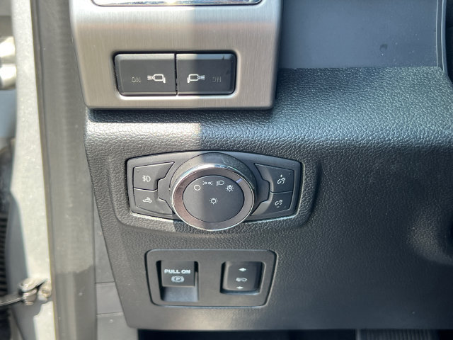 Certified 2019 Ford F150 Platinum w/ Equipment Group 701A Luxury AWD/4WD image 33