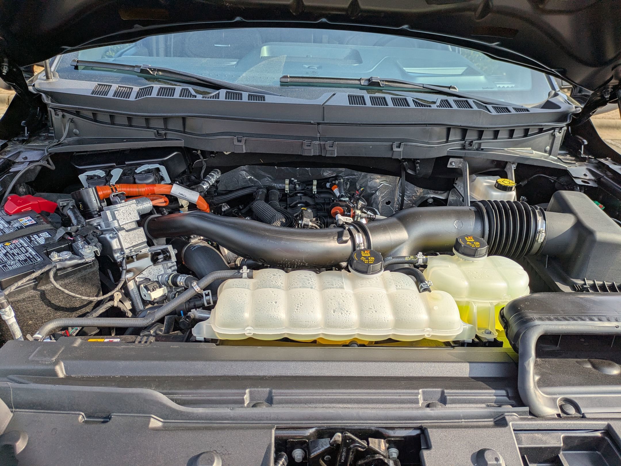 Certified 2025 Ford F150 Platinum w/ Equipment Group 702A High image 46