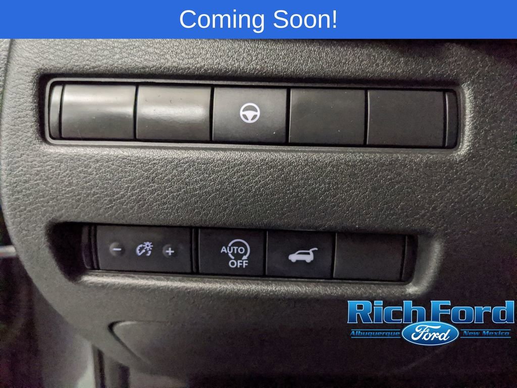 Used 2024 Nissan Rogue SL image 14