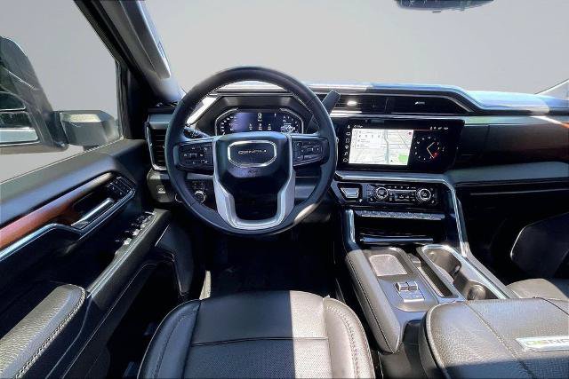 Used 2024 GMC Sierra 2500 Denali w/ Denali Reserve Package AWD/4WD image 5