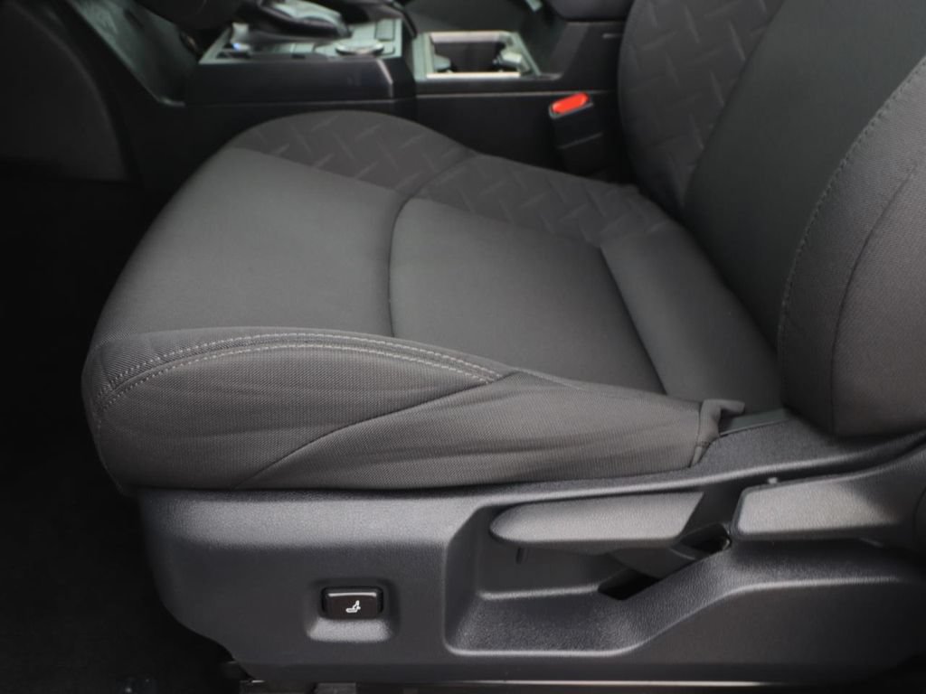 Used 2025 Toyota Tacoma SR5 RWD image 17