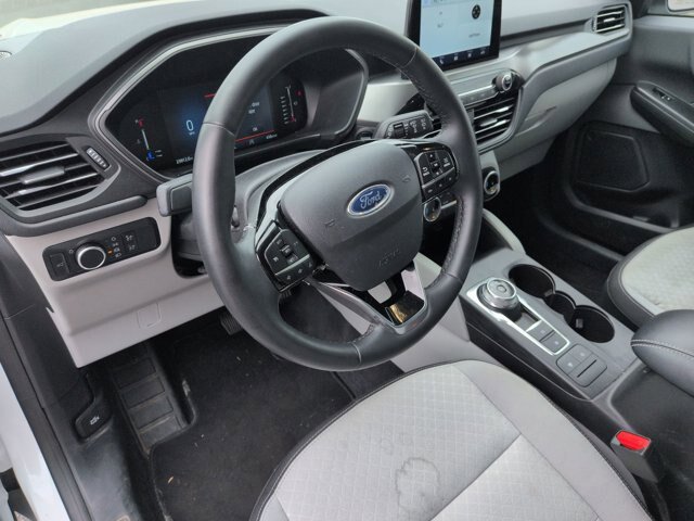 Certified 2023 Ford Escape Active AWD/4WD image 10