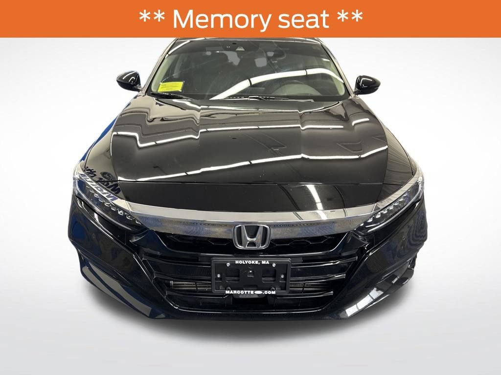 Used 2018 Honda Accord Touring image 11