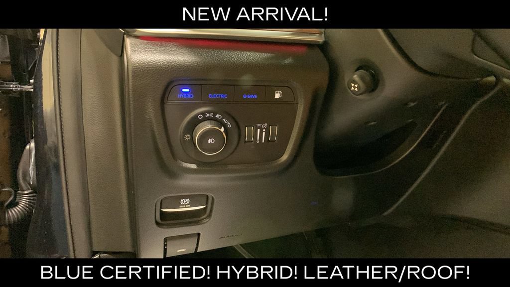 Used 2022 Jeep Grand Cherokee Summit AWD/4WD image 37
