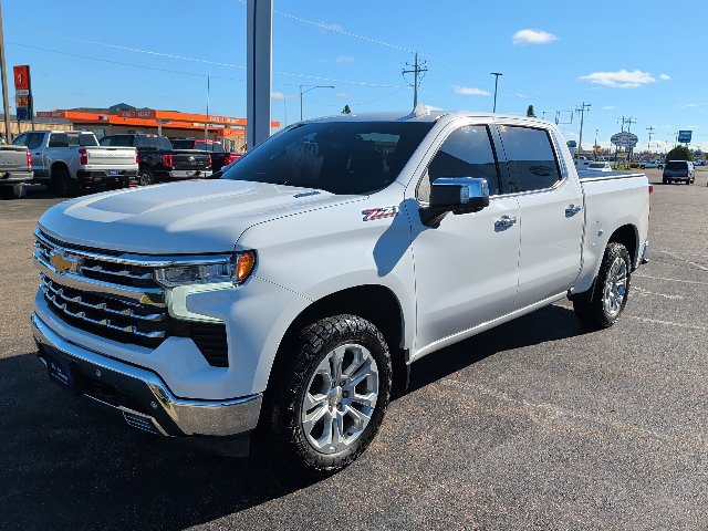 Used 2023 Chevrolet Silverado 1500 LTZ w/ Technology Package AWD/4WD image 3