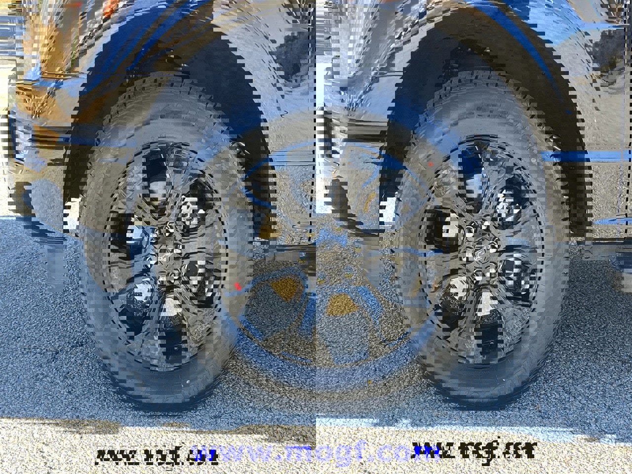 Certified 2023 Ford F150 Lariat w/ Equipment Group 502A High image 38