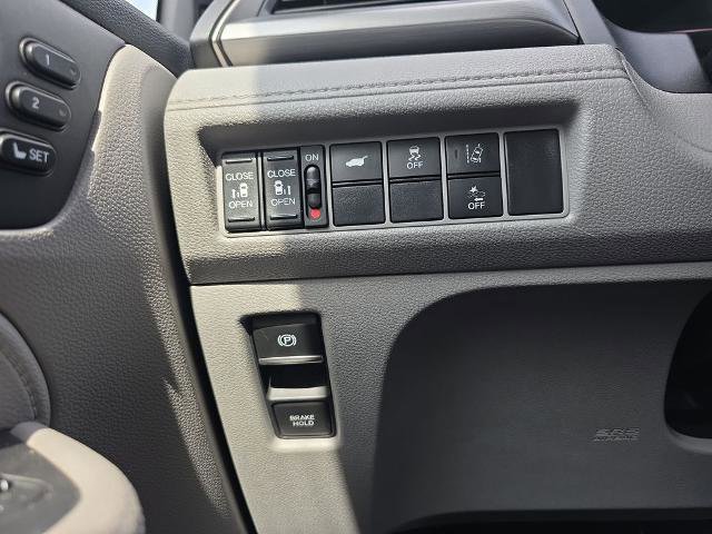 Used 2018 Honda Odyssey EX-L image 40