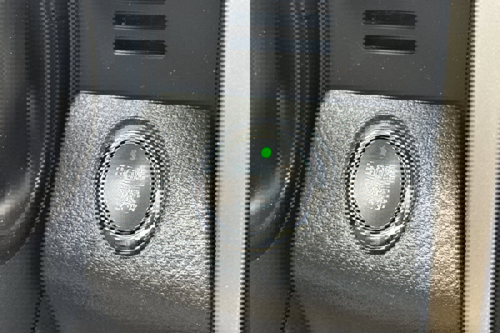 Certified 2022 Ford F350 Lariat w/ Black Appearance Package image 23