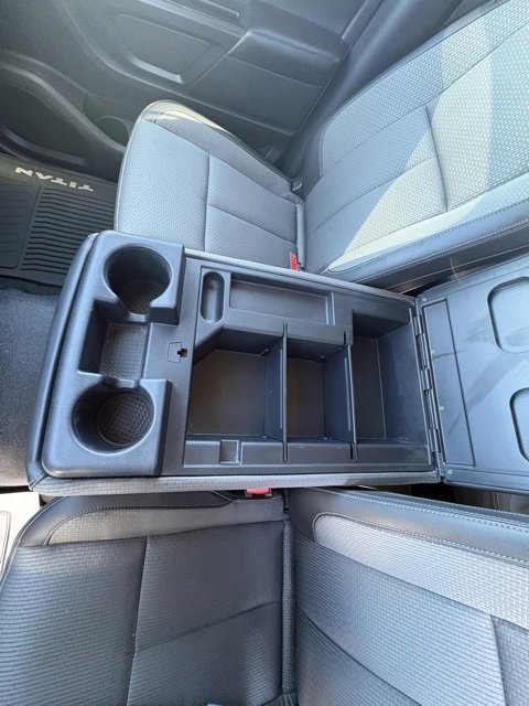 Used 2020 Nissan Titan S w/ S Utility Package image 31
