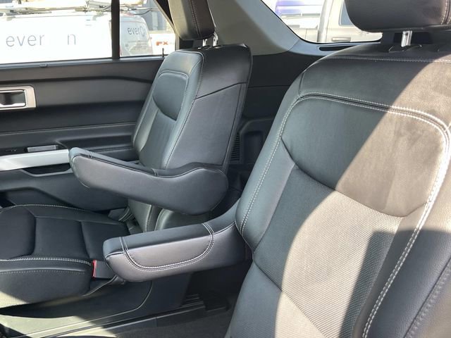 Certified 2023 Ford Explorer Limited w/ Equipment Group 301A image 19