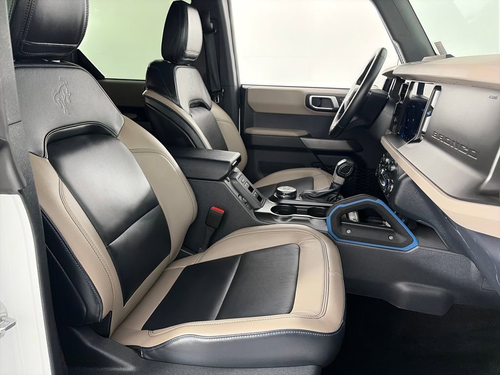 Certified 2022 Ford Bronco Wildtrak AWD/4WD image 34