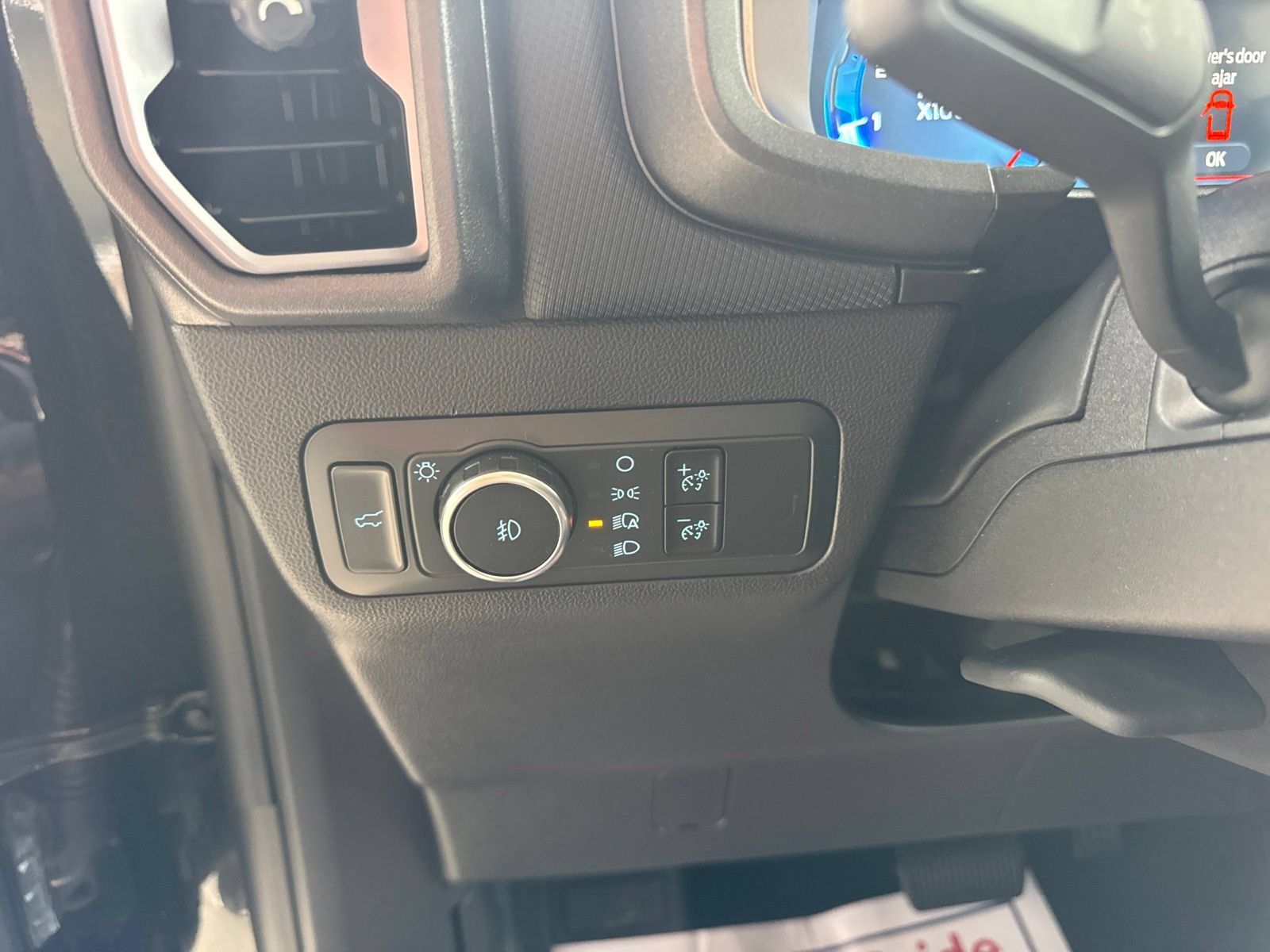 Certified 2025 Ford Bronco Sport Outer Banks w/ Outer Banks Tech Package+ AWD/4WD image 26