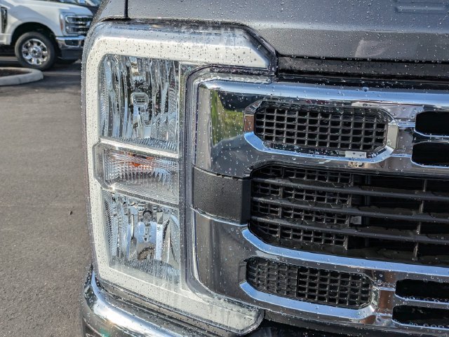 Certified 2026 Ford F250 XLT w/ FX4 Off-Road Package AWD/4WD image 9