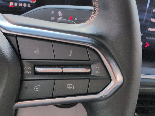 Used 2025 Chevrolet Suburban Premier AWD/4WD image 24