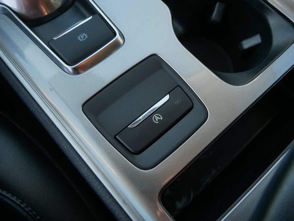Certified 2024 Ford Edge SEL AWD/4WD image 23