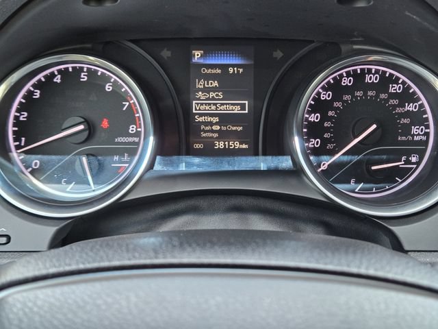 Used 2018 Toyota Camry LE FWD image 15