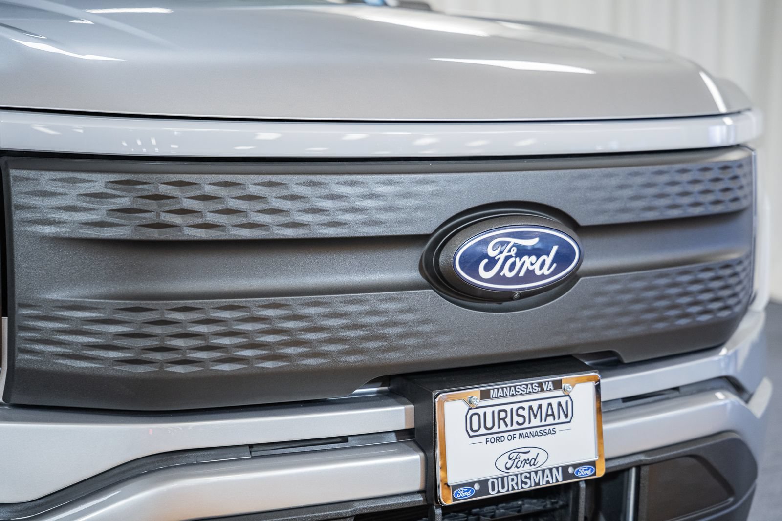 Certified 2024 Ford F150 Lightning XLT AWD/4WD image 9