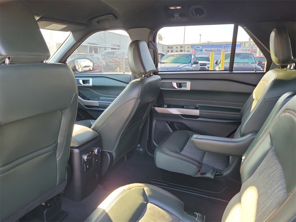 Certified 2022 Ford Explorer Timberline image 5