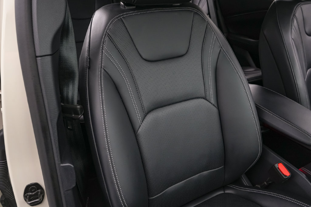 Certified 2025 Ford Mustang Mach-E Premium RWD image 26