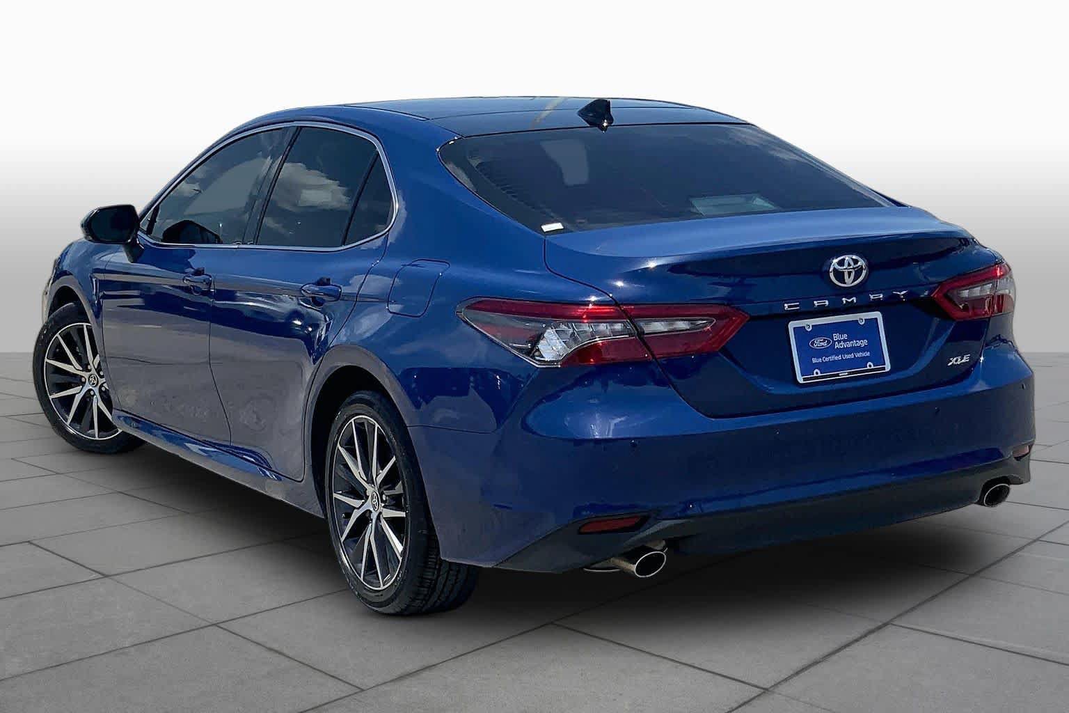 Used 2024 Toyota Camry XLE w/ Navigation Package FWD image 12