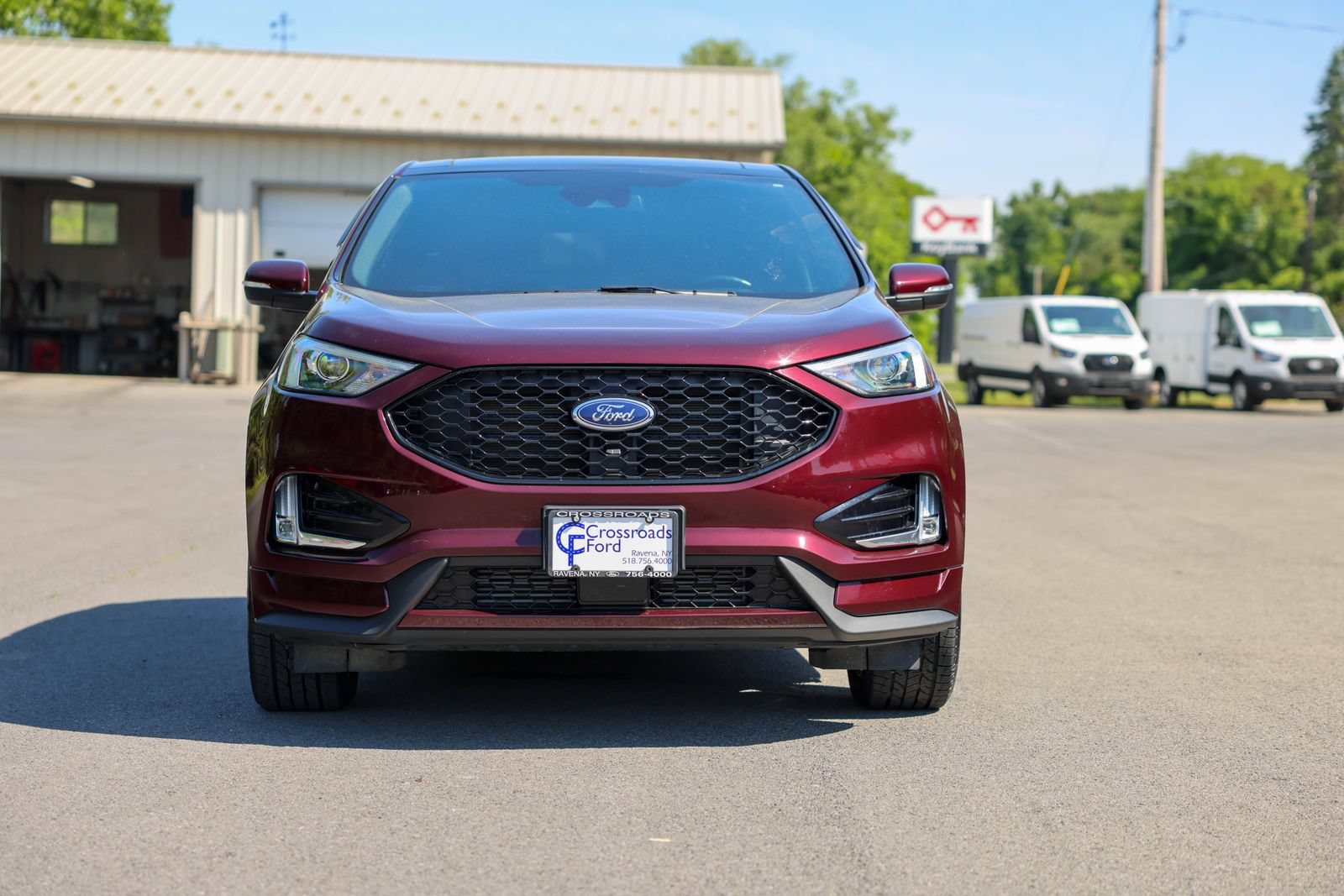 Certified 2020 Ford Edge ST-Line w/ Cold Weather Package AWD/4WD image 5