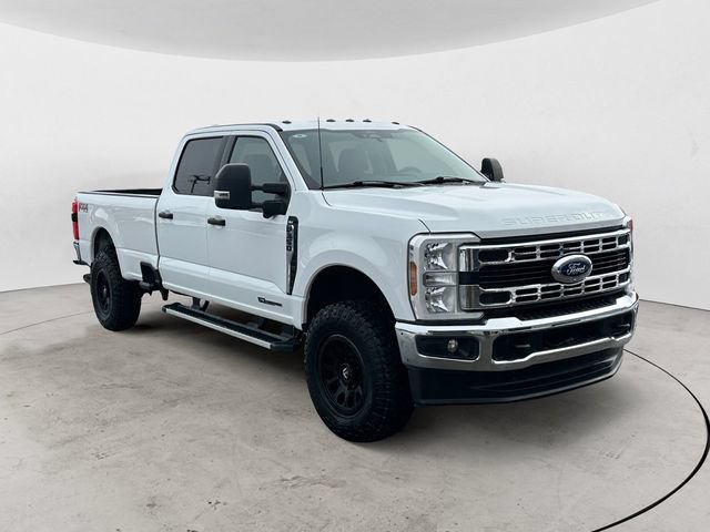 Certified 2024 Ford F350 XLT w/ 360-Degree Camera Package AWD/4WD image 7