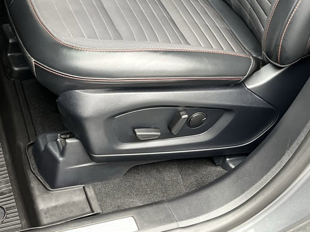 Certified 2025 Ford Explorer ST-Line AWD/4WD image 11