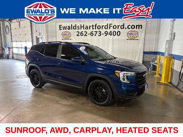 Used 2022 GMC Terrain SLE w/ Driver Convenience Package AWD/4WD image 1