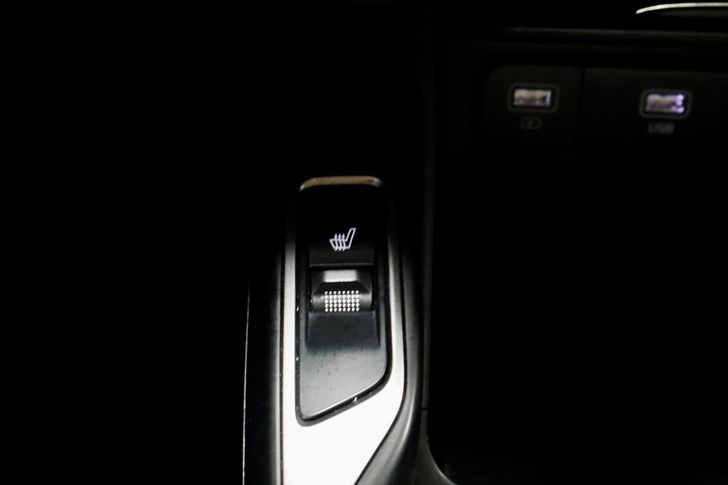 Used 2022 Kia Sorento EX w/ Panoramic Sunroof Package image 12