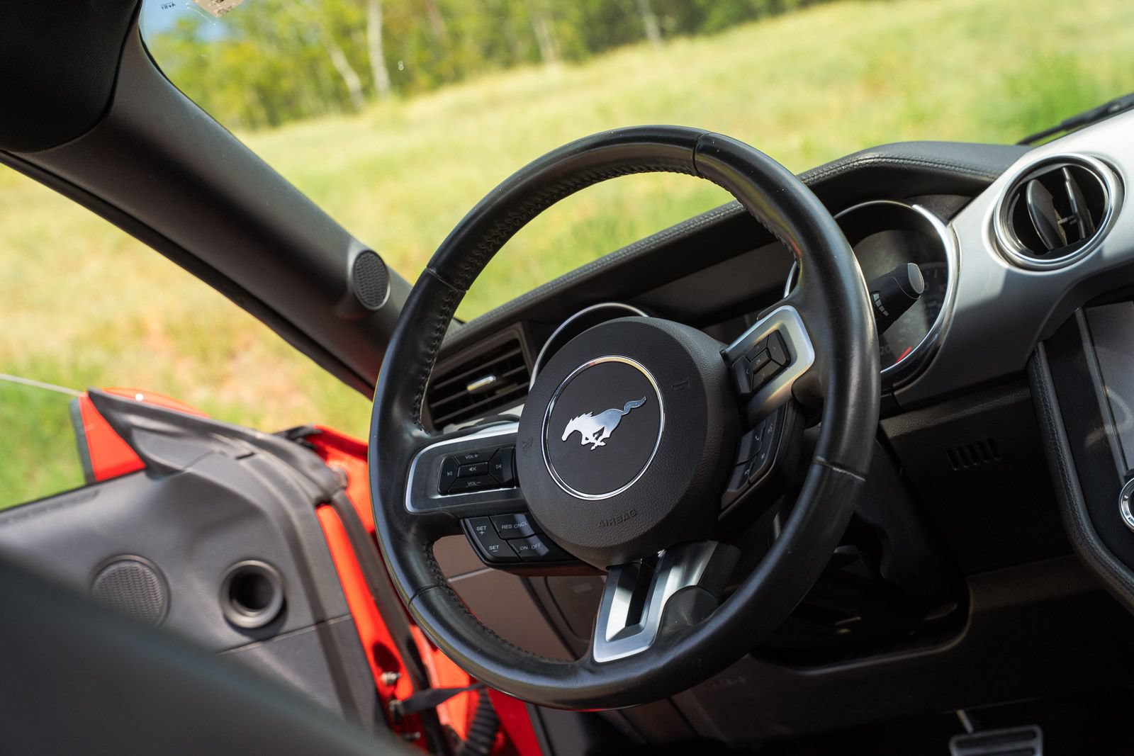 Certified 2018 Ford Mustang GT Premium RWD image 34