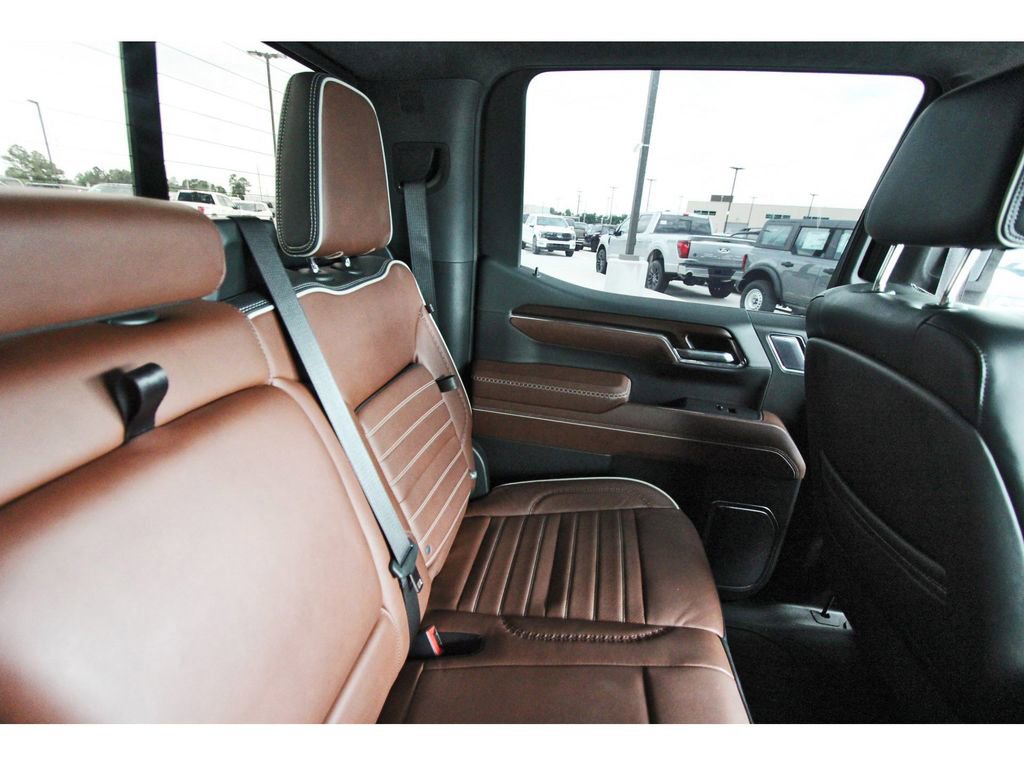 Used 2023 GMC Sierra 1500 Denali Ultimate AWD/4WD image 13