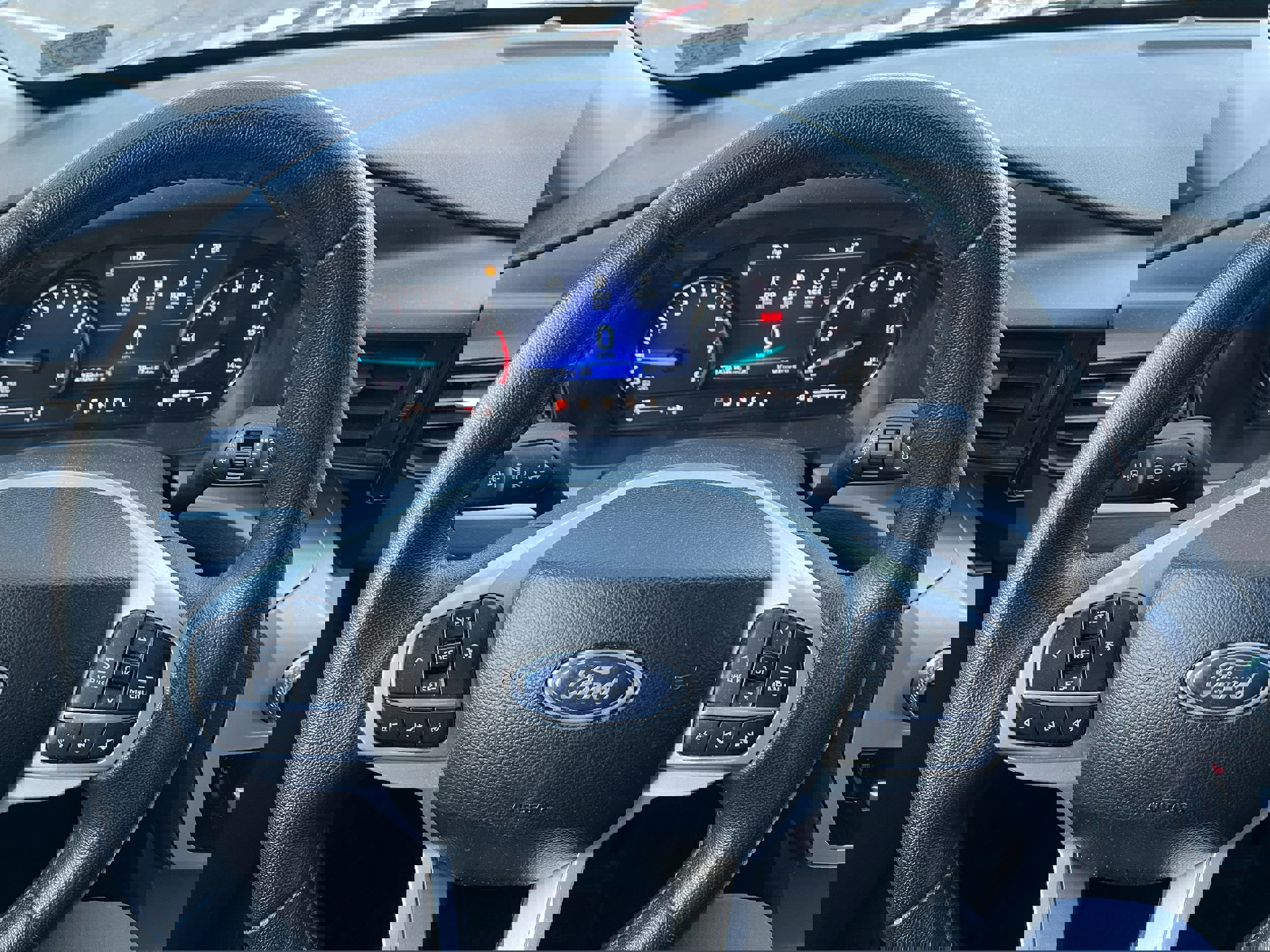 Certified 2023 Ford Explorer XLT w/ Class IV Trailer Tow Package image 21