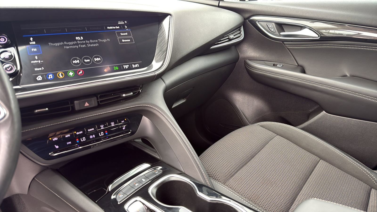 Used 2023 Buick Envision Preferred FWD image 19