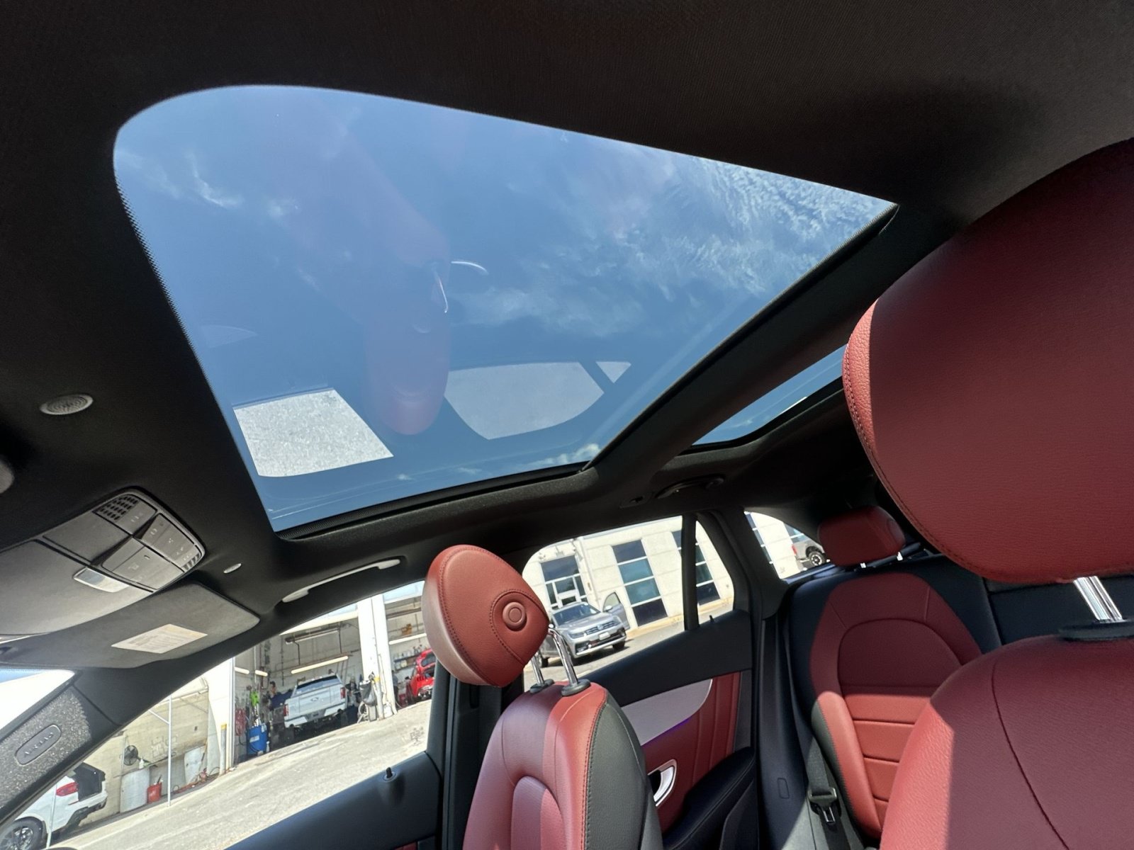 Used 2022 Mercedes-Benz GLC 300 4MATIC image 31