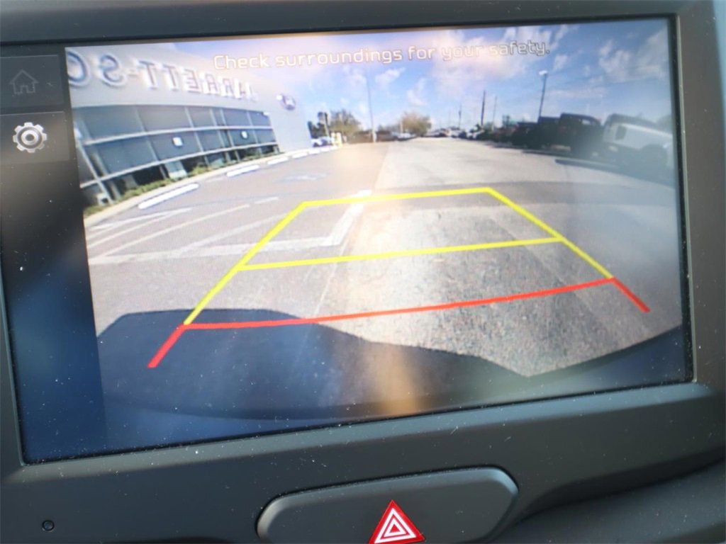 Used 2025 Kia Soul LX w/ LX Technology Package image 9