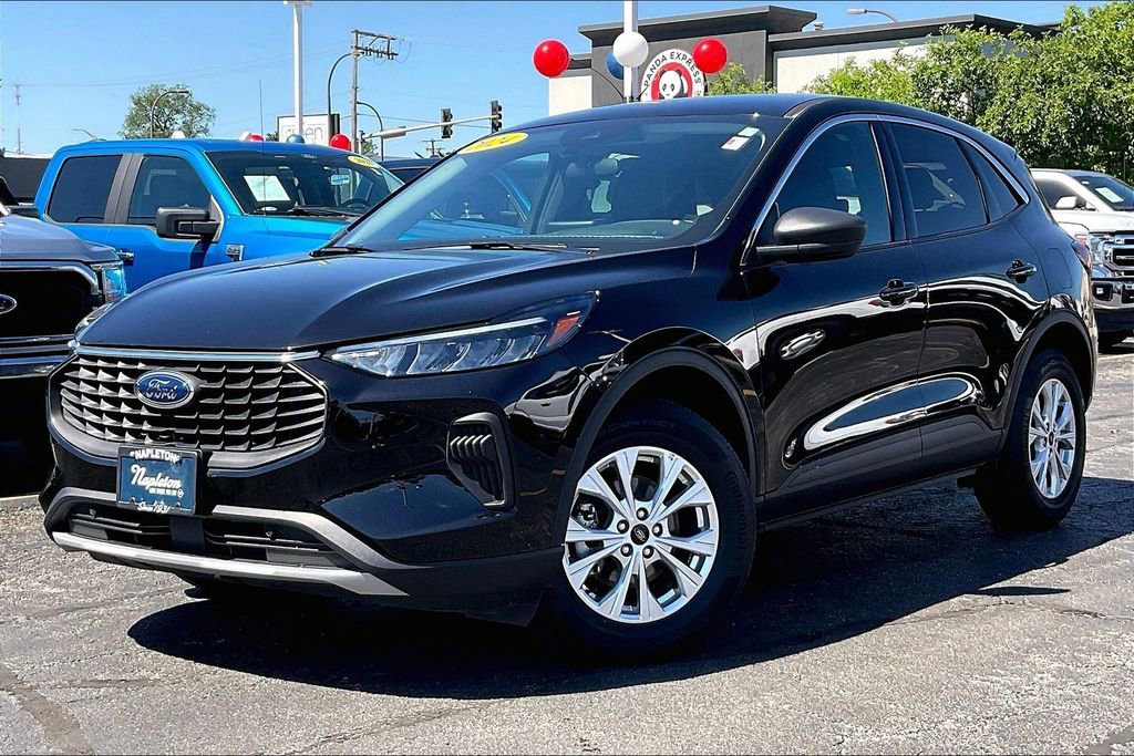 Certified 2024 Ford Escape Active AWD/4WD image 11