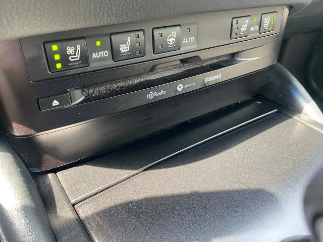 Used 2020 Lexus ES 350 w/ Premium Package FWD image 23