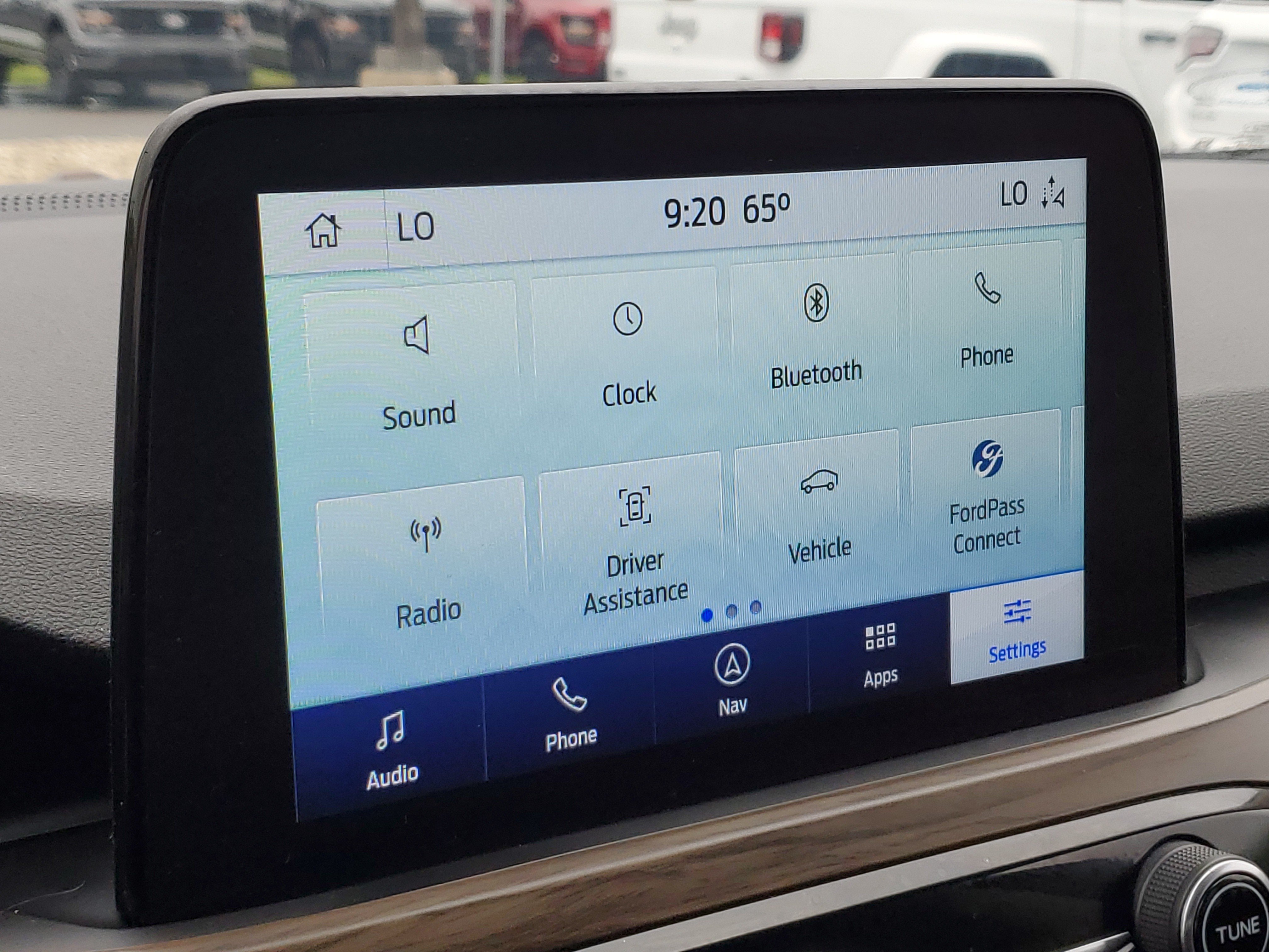 Certified 2020 Ford Escape Titanium AWD/4WD image 27