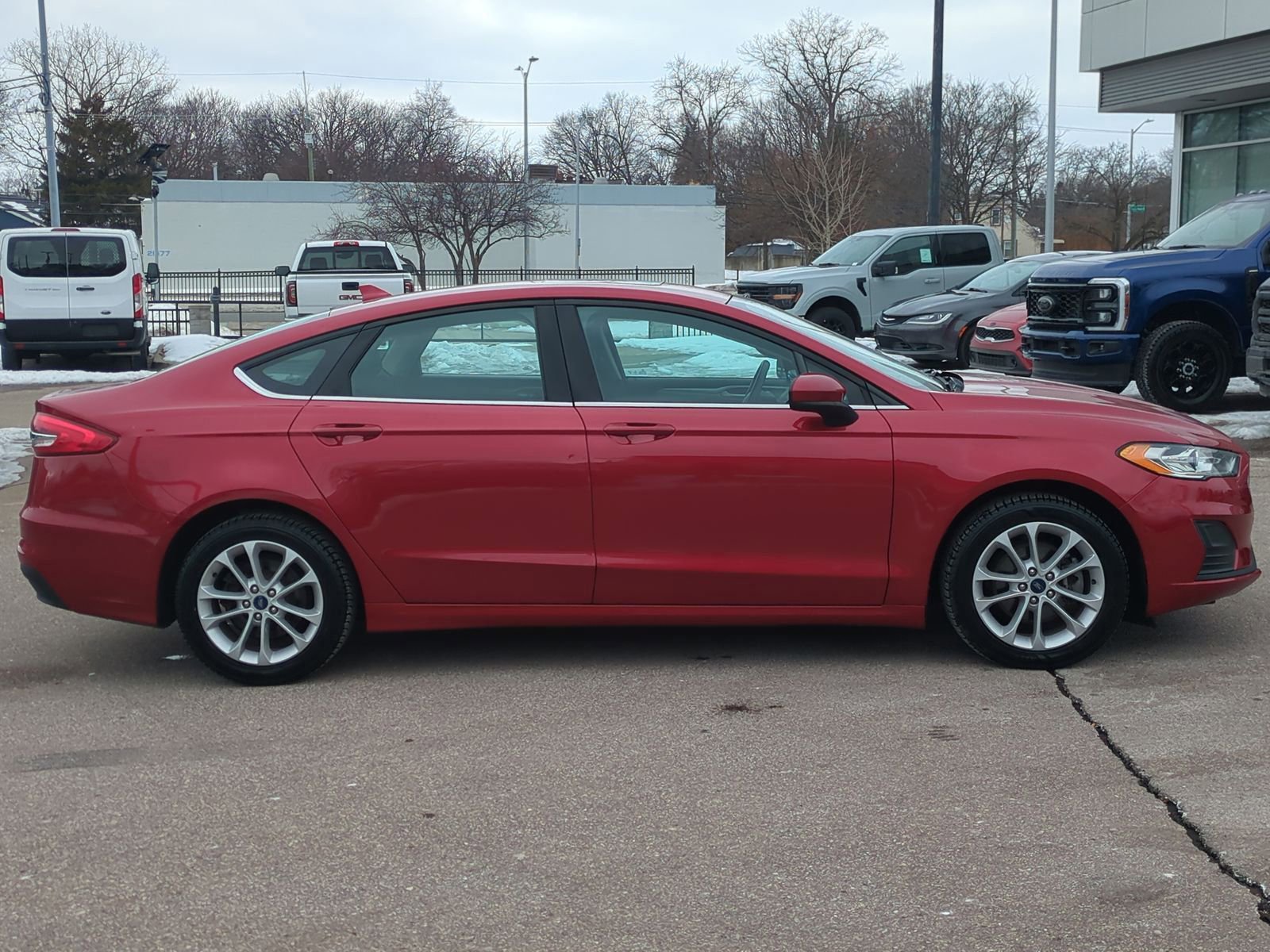 Certified 2020 Ford Fusion SE image 19
