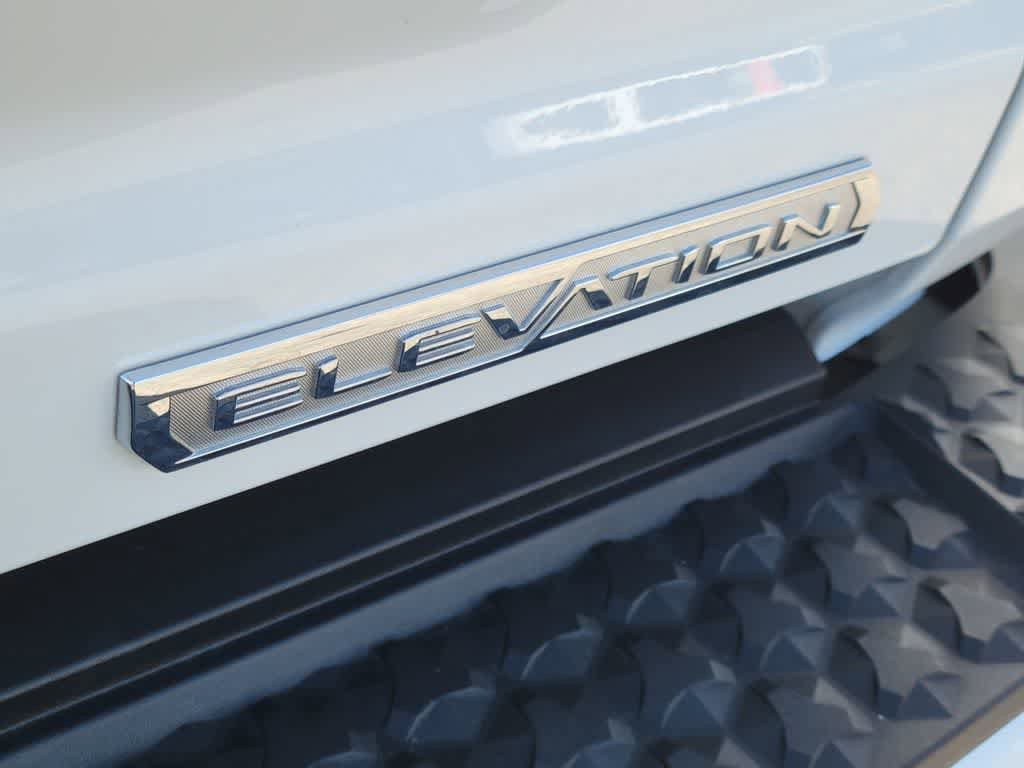 Used 2023 GMC Canyon Elevation w/ Trailering Package RWD image 5